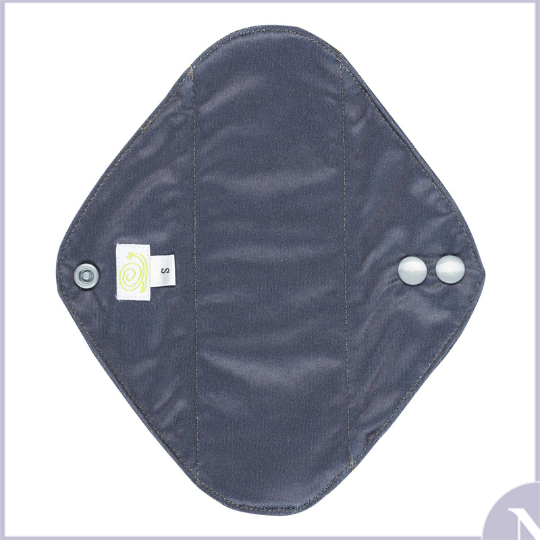 reusable cloth sanitary pads at the nappy den